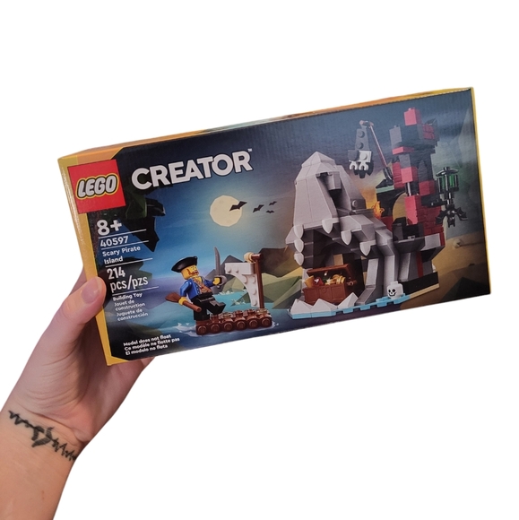 Lego Other - Lego Creator Scary Pirate Island 40597